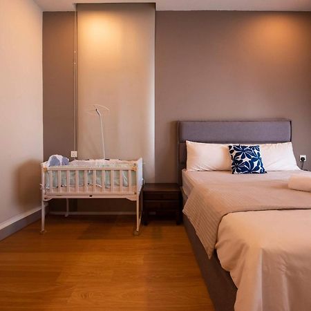 Comfy 3Br Apt In Danga Bay Free Parking Sea View Джохор-Бару Экстерьер фото