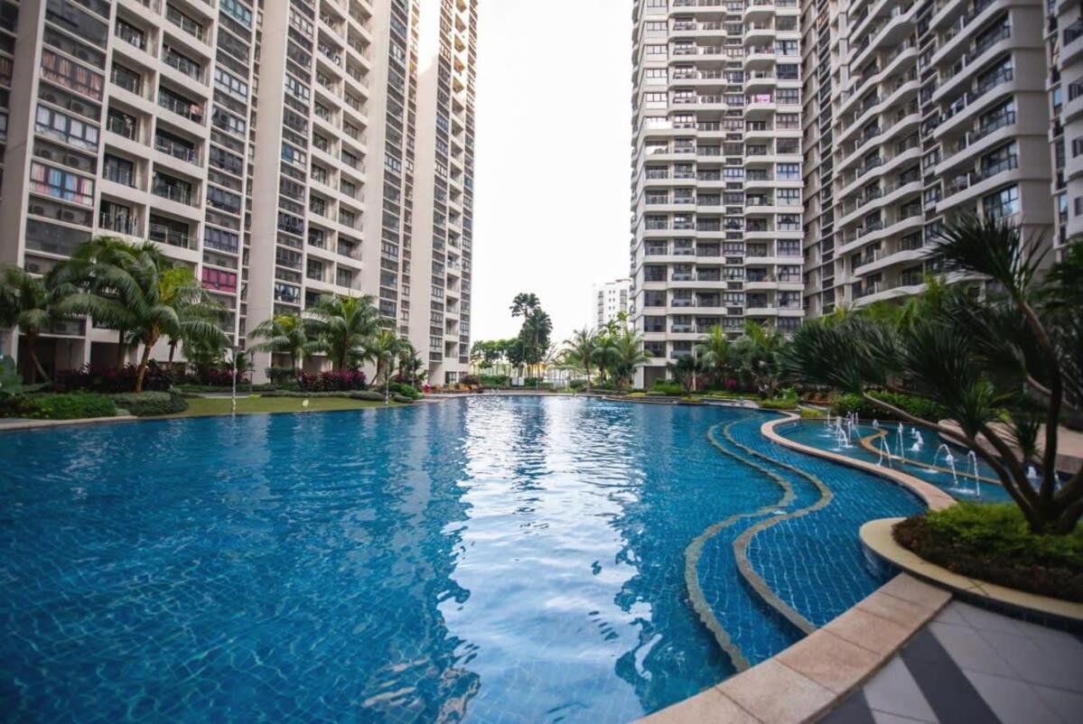 Comfy 3Br Apt In Danga Bay Free Parking Sea View Джохор-Бару Экстерьер фото